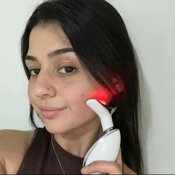 Microcurrent Facial & Neck Massager